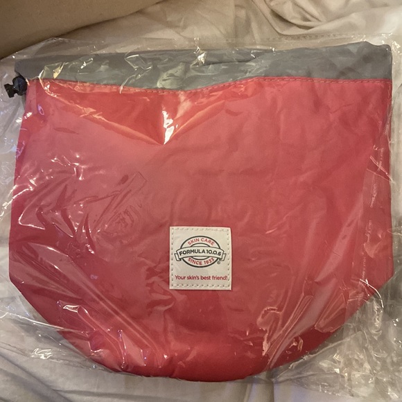 Polka Dot Polyurethane Bottle Bag, “D” Monogram, and Waterproof Cosmetic Tote - Picture 10 of 16